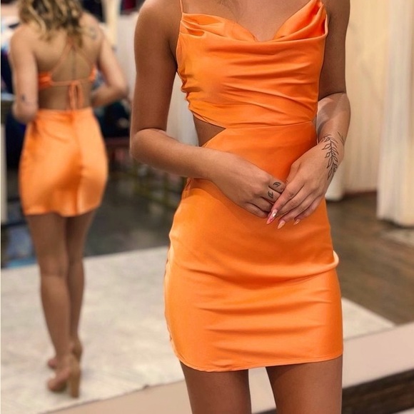 Simple orange dress. Size 8 ordered for homecoming arrived late Never worn - Picture 1 of 5